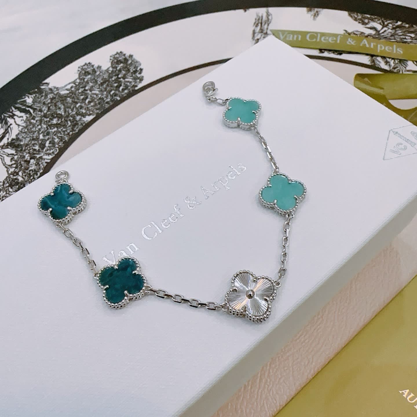 Van Cleef & Arpels Alhambra Bracelet